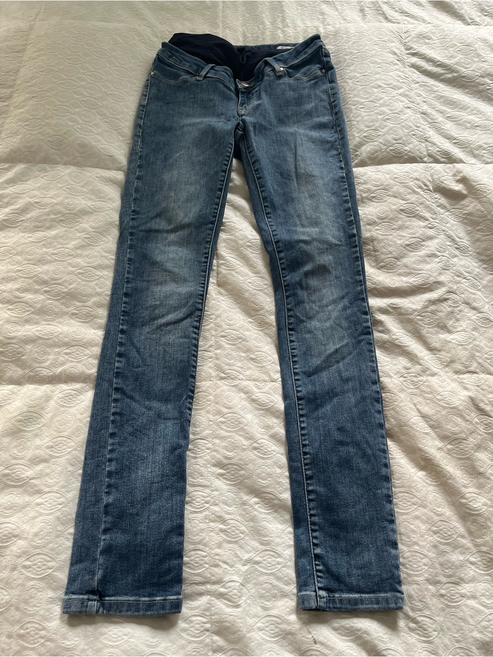 Women’s seraphine maternity jeans size 4 with bump coverage